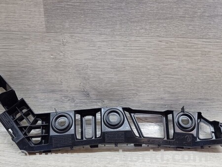 ФОТО Кронштейн кріплення направляюча заднього бампера правий для Volkswagen Golf VII Mk7 (08.2012-...) Киев