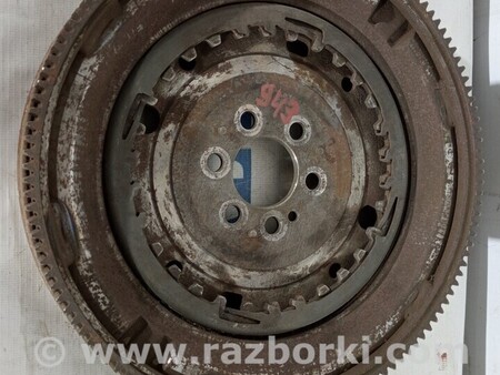 ФОТО Маховик двигуна для Volkswagen Golf VII Mk7 (08.2012-...) Киев