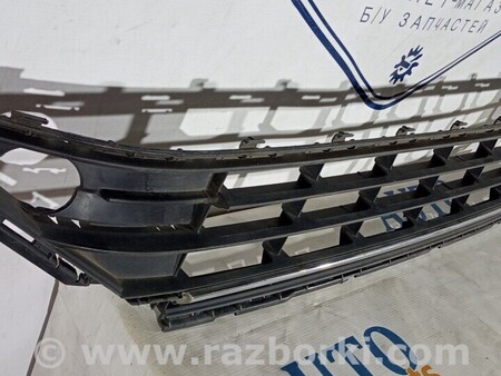 ФОТО Решетка бампера переднего для Volkswagen Golf VII Mk7 (08.2012-...) Киев