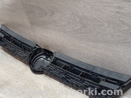 ФОТО Решетка радиатора бампера переднего для Volkswagen Golf VII Mk7 (08.2012-...) Киев