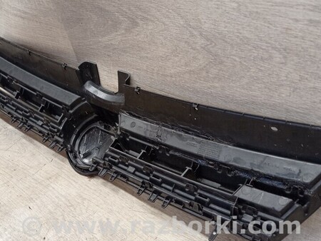 ФОТО Решетка радиатора бампера переднего для Volkswagen Golf VII Mk7 (08.2012-...) Киев