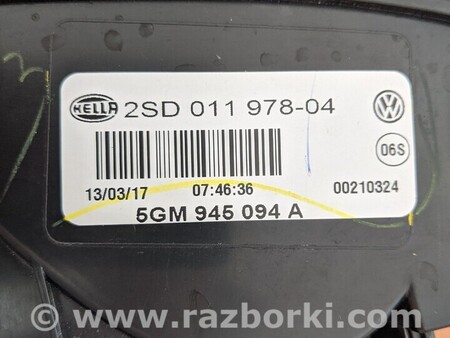 ФОТО Фонарь крышку задний правый для Volkswagen Golf VII Mk7 (08.2012-...) Киев