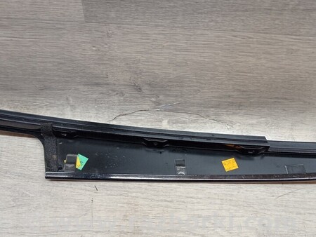 ФОТО Молдинг накладка стійки двері дверки передній правий для Renault Megane 3 Киев