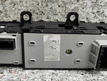 ФОТО Блок Управления Стеклоподьемниками для KIA Niro DE (16-22) Киев