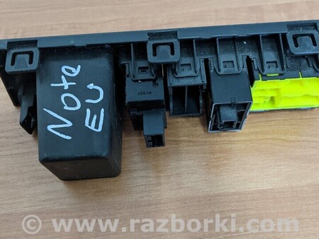 ФОТО Блок управления Зеркалами сборе для Nissan Note E12 (2012-2019) Киев