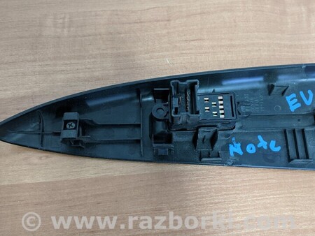 ФОТО Блок управления стеклоподъемниками Правый для Nissan Note E12 (2012-2019) Киев
