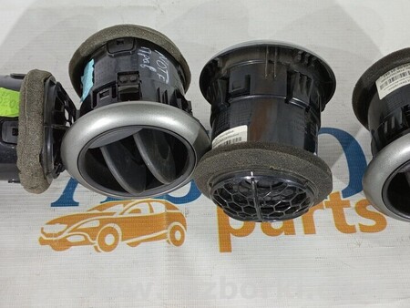 ФОТО Дефлектор повітря торпедо салону для Nissan Note E12 (2012-2019) Киев