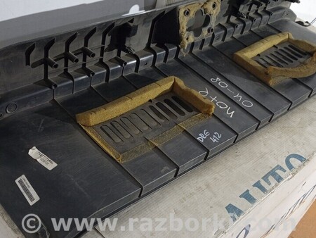 ФОТО Обшивка багажника для Nissan Note E12 (2012-2019) Киев