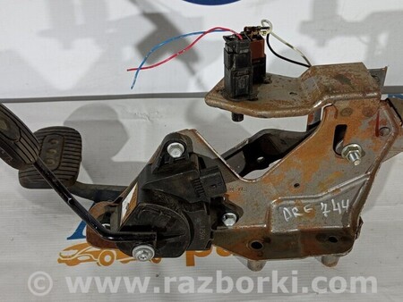 ФОТО Педаль гальма для Nissan Note E12 (2012-2019) Киев