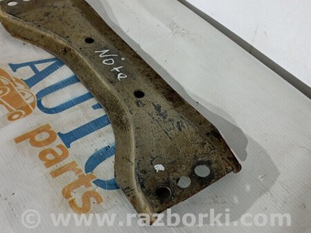 ФОТО Підсилювач підлоги для Nissan Note E12 (2012-2019) Киев