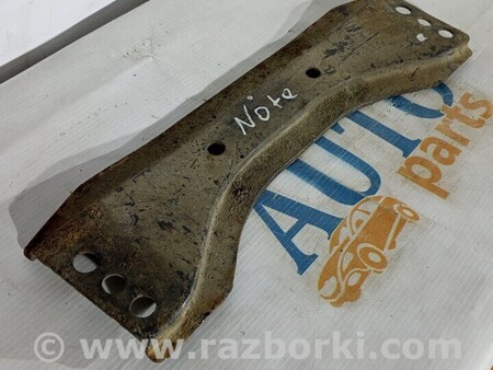 ФОТО Підсилювач підлоги для Nissan Note E12 (2012-2019) Киев