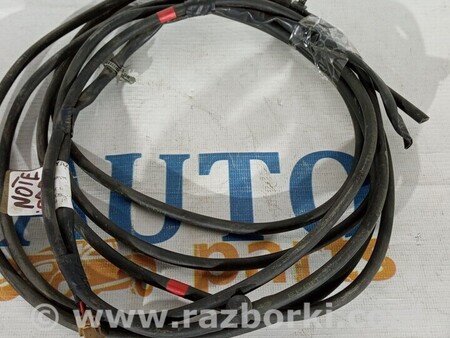 ФОТО Проведення багажника стоп сигналу для Nissan Note E12 (2012-2019) Киев