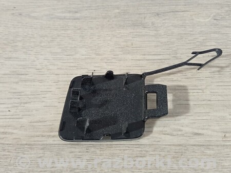 ФОТО Заглушка бампера буксировочного крюка передняя для Volkswagen Polo Киев