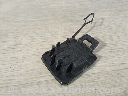 ФОТО Заглушка бампера буксировочного крюка передняя для Volkswagen Polo Киев