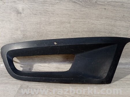 ФОТО Заглушка противотуманных фар бампера переднего левая для Volkswagen Polo Киев