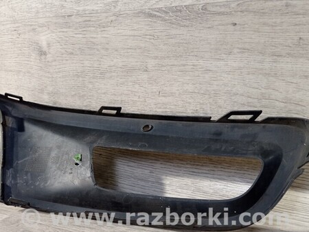 ФОТО Заглушка противотуманных фар бампера переднего левая для Volkswagen Polo Киев