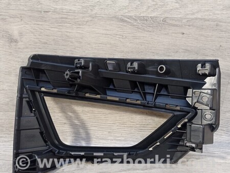 ФОТО Кронштейн противотуманной фары правой для Volkswagen Polo Київ