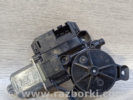 ФОТО Моторчик стеклоподйомника левых передних дверей для Volkswagen Polo Киев