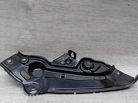 ФОТО Накладка передней панели для Volkswagen Polo Киев