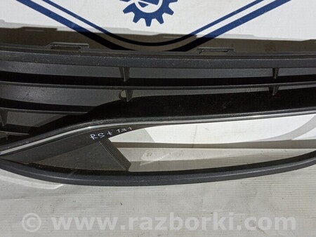 ФОТО Решетка бампера переднего правая для Volkswagen Polo Киев