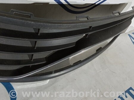 ФОТО Решетка бампера переднего правая для Volkswagen Polo Киев