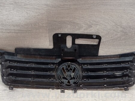 ФОТО Решетка радиатора бампера переднего для Volkswagen Polo Киев