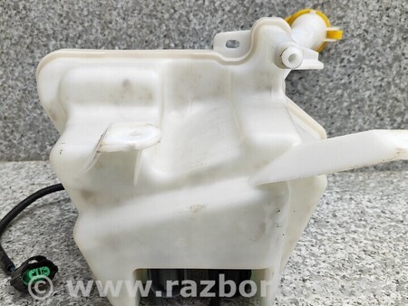 ФОТО Бачек Омывателя для Toyota Yaris (15-20) Киев