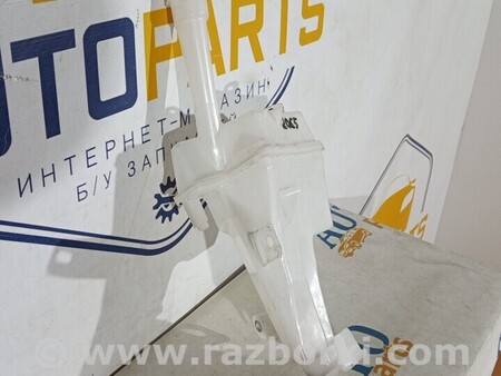 ФОТО Бачок омывателя для Toyota Yaris (15-20) Киев