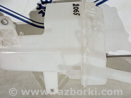 ФОТО Бачок омывателя для Toyota Yaris (15-20) Киев