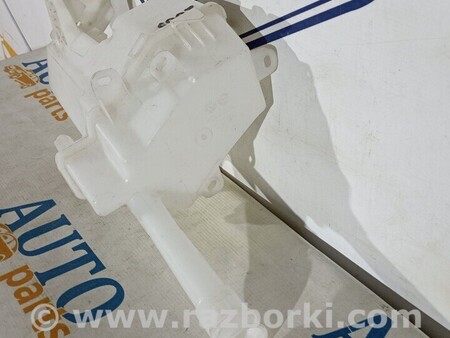 ФОТО Бачок омывателя для Toyota Yaris (15-20) Киев