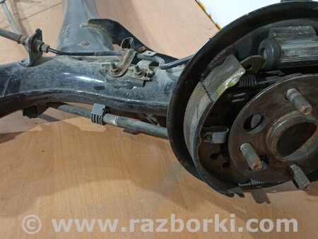 ФОТО Задня балка підвіски для Toyota Yaris (15-20) Киев