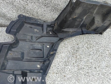 ФОТО Защита двигателя правая для Toyota Yaris (15-20) Киев