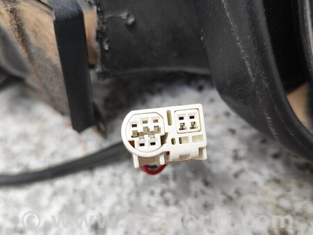 ФОТО Зеркало правое для Toyota Yaris (15-20) Киев