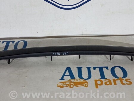 ФОТО Накладка крышки багажника для Toyota Yaris (15-20) Киев