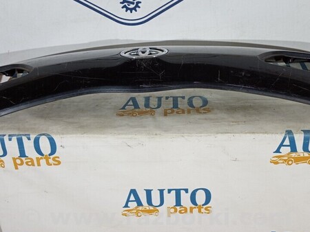 ФОТО Накладка крышки багажника для Toyota Yaris (15-20) Киев