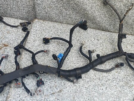 ФОТО Проводка двигателя для Toyota Yaris (15-20) Киев