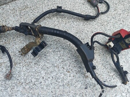 ФОТО Проводка двигателя для Toyota Yaris (15-20) Киев