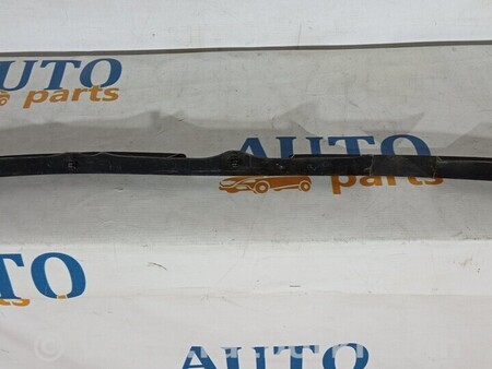 ФОТО Рест Накладка передньої панелі верхня для Toyota Yaris (15-20) Киев