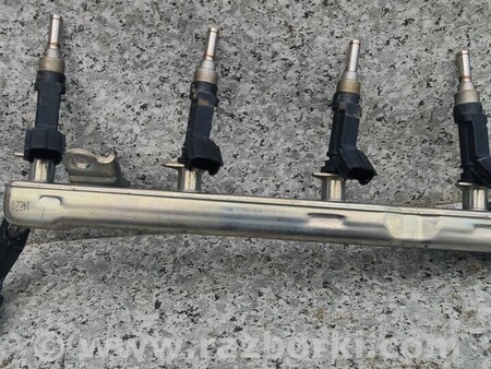 ФОТО Топливная рейка рампа форсунки для Toyota Yaris (15-20) Киев