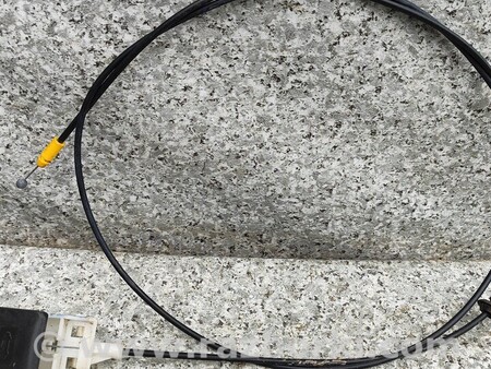 ФОТО Тросик ручка капота для Toyota Yaris (15-20) Киев