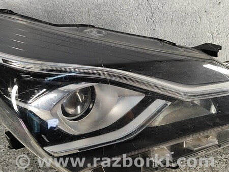 ФОТО Фара Правая для Toyota Yaris (15-20) Киев
