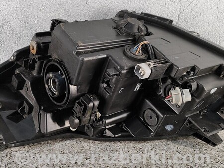 ФОТО Фара Правая для Toyota Yaris (15-20) Киев