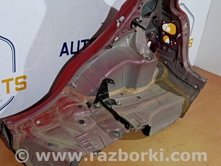 ФОТО Чверть крило заднє праве для Toyota Yaris (15-20) Киев