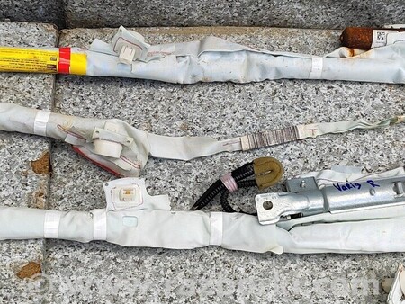 ФОТО Шторка Безопасности левая или Правая для Toyota Yaris (15-20) Киев