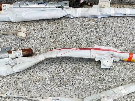 ФОТО Шторка Безопасности левая или Правая для Toyota Yaris (15-20) Киев