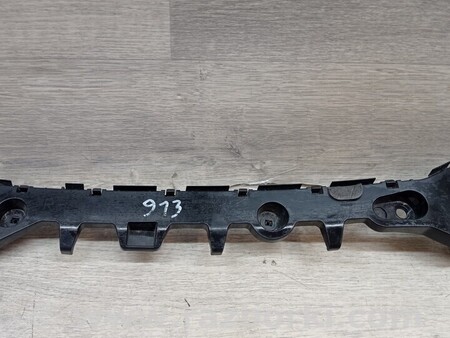 ФОТО Кронштейн кріплення направляюча заднього бампера правий Універсал для Mazda 6 GH (2008-...) Киев