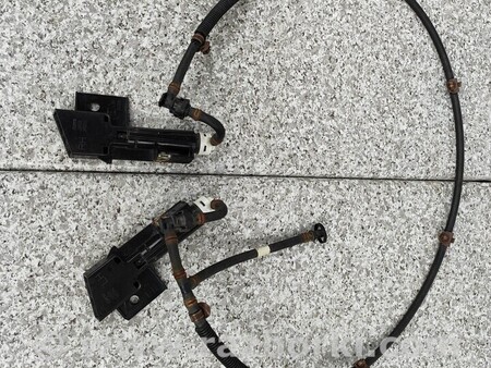 ФОТО Форсунка омывателя фары передней правая для Mazda 6 GH (2008-...) Киев