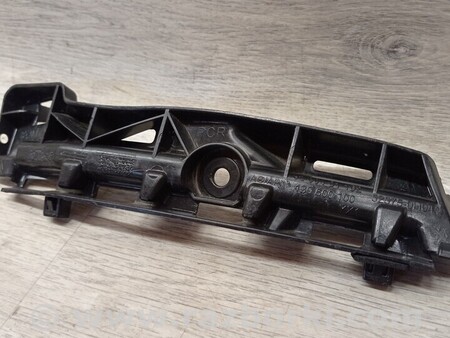 ФОТО Кронштейн Крепление Направляющая бампера заднего левий для Peugeot 108 Киев