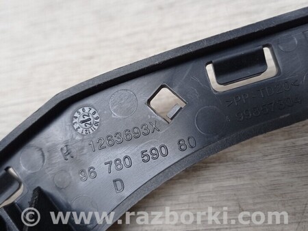 ФОТО Кронштейн Направляющая Крепление бампера переднего правый для Peugeot 2008 Киев