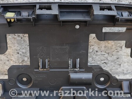 ФОТО Кронштейн рамки магнитолы Кронштейн рамки магнітоли для Peugeot 2008 Киев